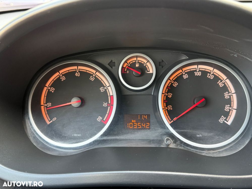 Opel Corsa 1.4i Enjoy - 12
