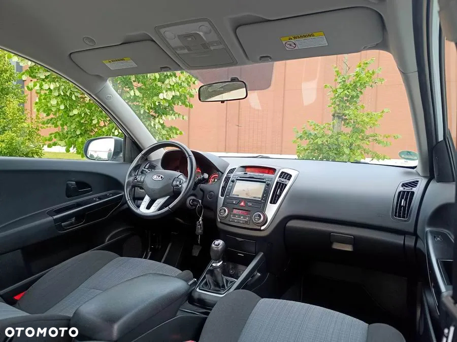 Kia Ceed 1.4 CVVT SW Dream-Team Edition - 19