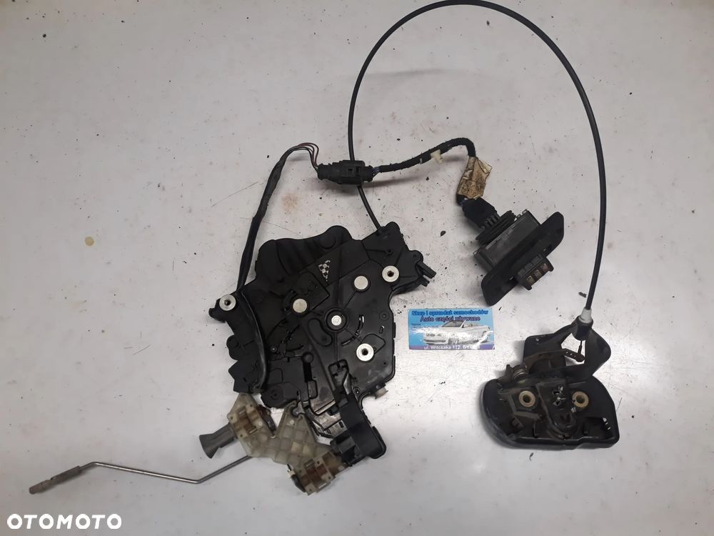 ZAMEK DRZWI PRZESUWNYCH VOLKSWAGEN CADDY III 2K  2005r  7H0843604K - 1