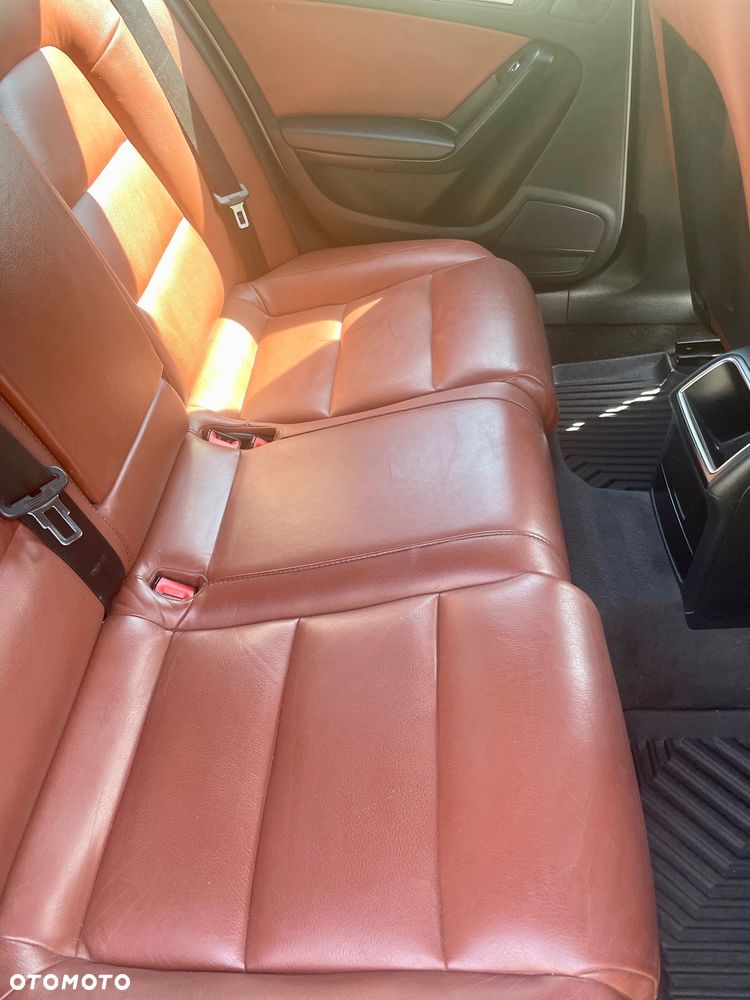 Audi A4 Limousine 2.0 TDI DPF clean diesel Attraction - 10