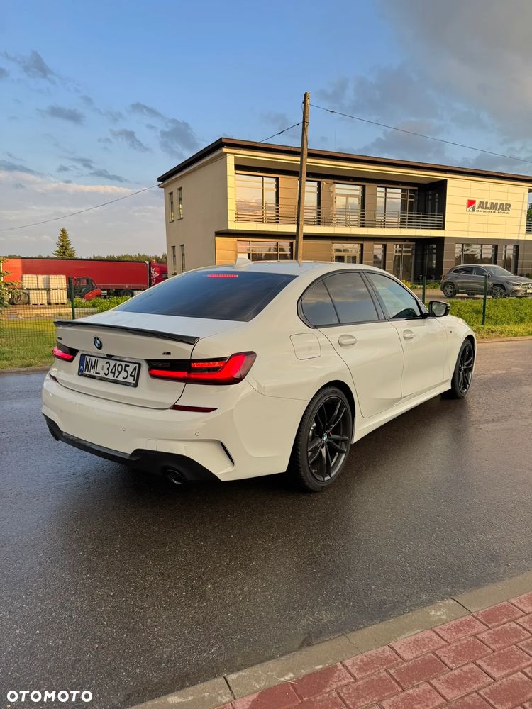 BMW Seria 3 330i xDrive M Sport sport - 16