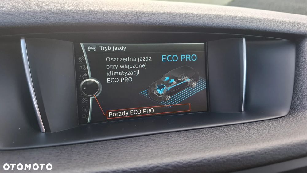 BMW X1 sDrive20i xLine - 12