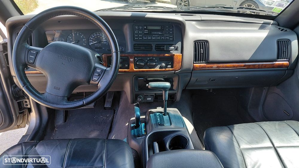 Jeep Grand Cherokee 5.2 Limited - 8