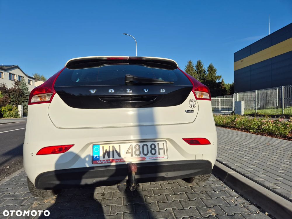 Volvo V40 - 18