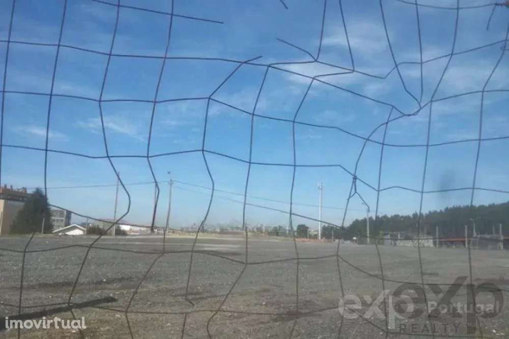 Lote de Terreno em Vila Nova de Gaia à Venda - Grande imagem: 3/5