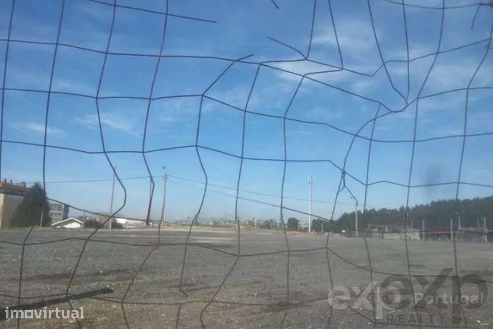 Lote de Terreno em Vila Nova de Gaia à Venda - Grande imagem: 3/5
