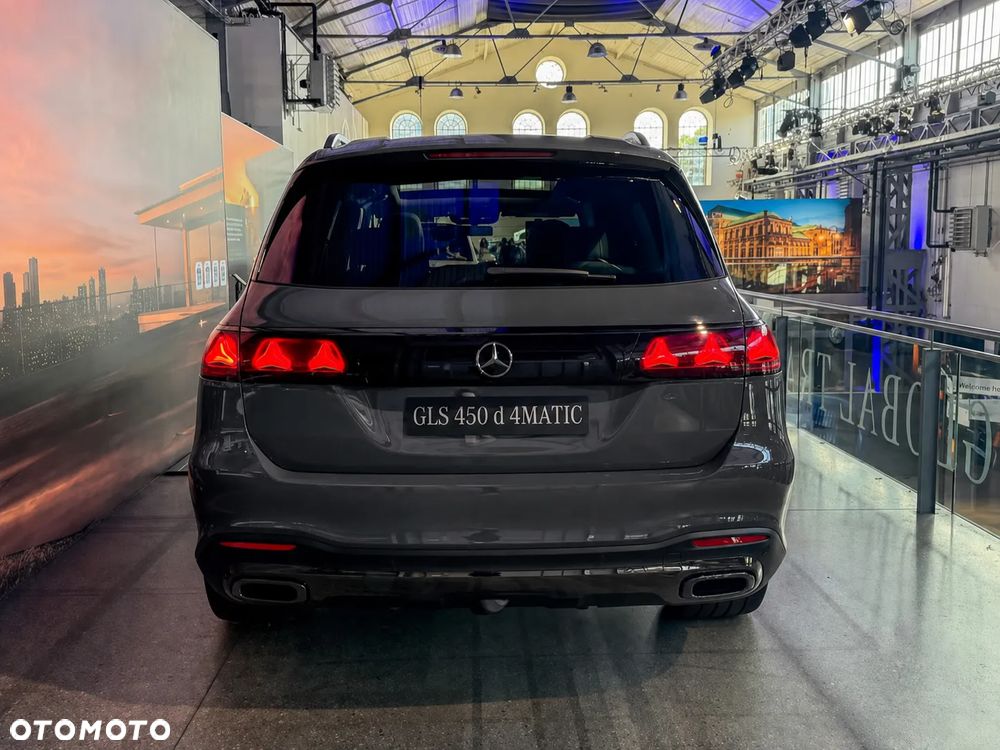 Mercedes-Benz GLS - 4
