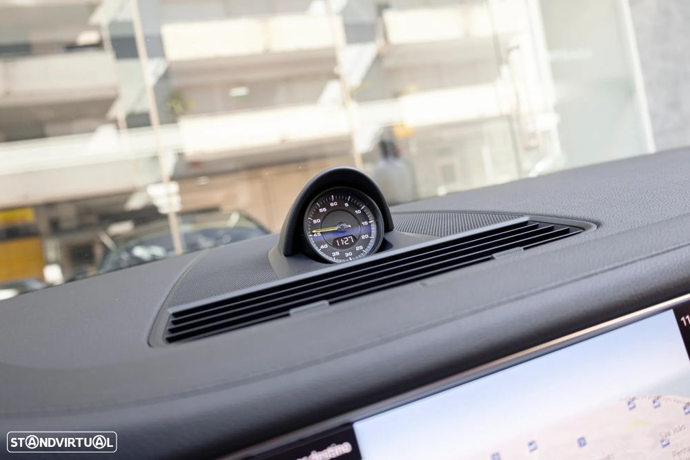 Porsche Panamera Sport Turismo 4 E-Hybrid Platinum Edition - 32