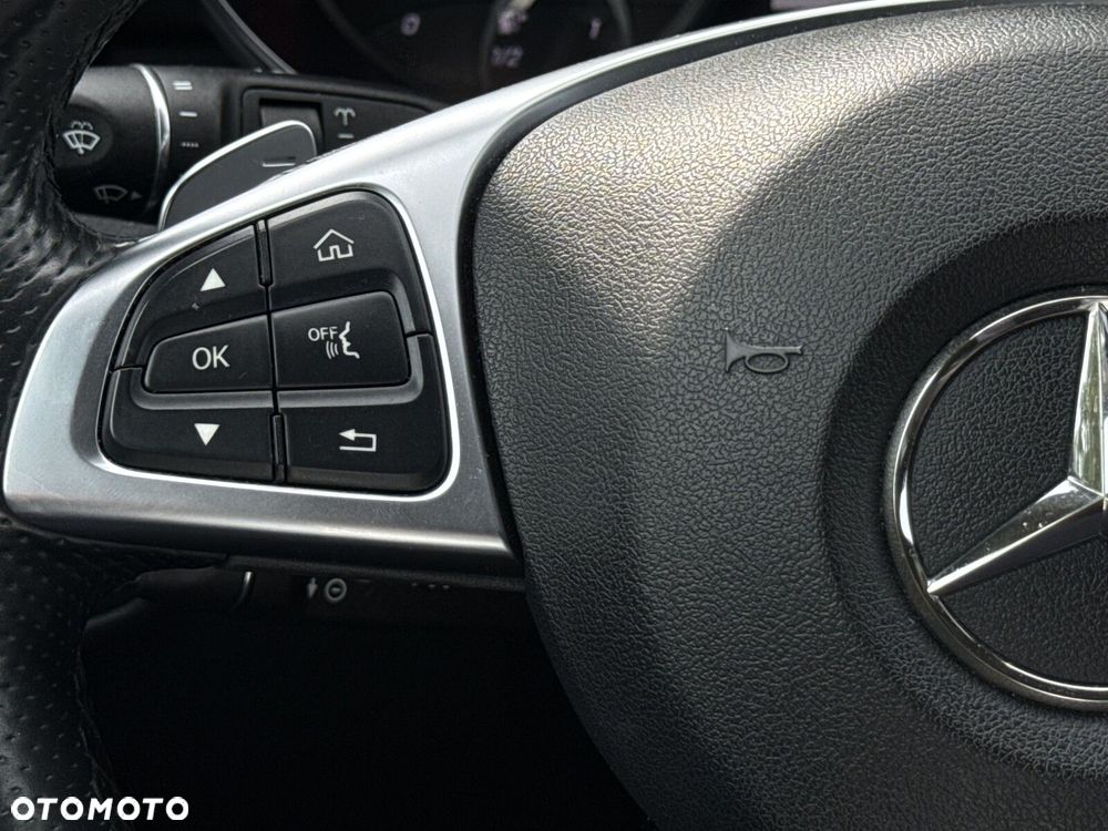 Mercedes-Benz Klasa C 200 7G-TRONIC - 18