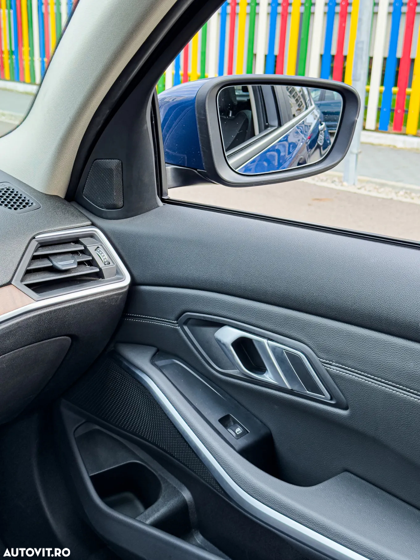 BMW Seria 3 320i AT - 16