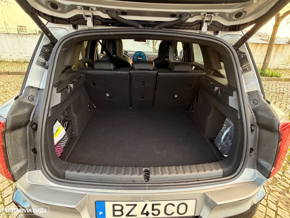 MINI Countryman E JCW L - 13