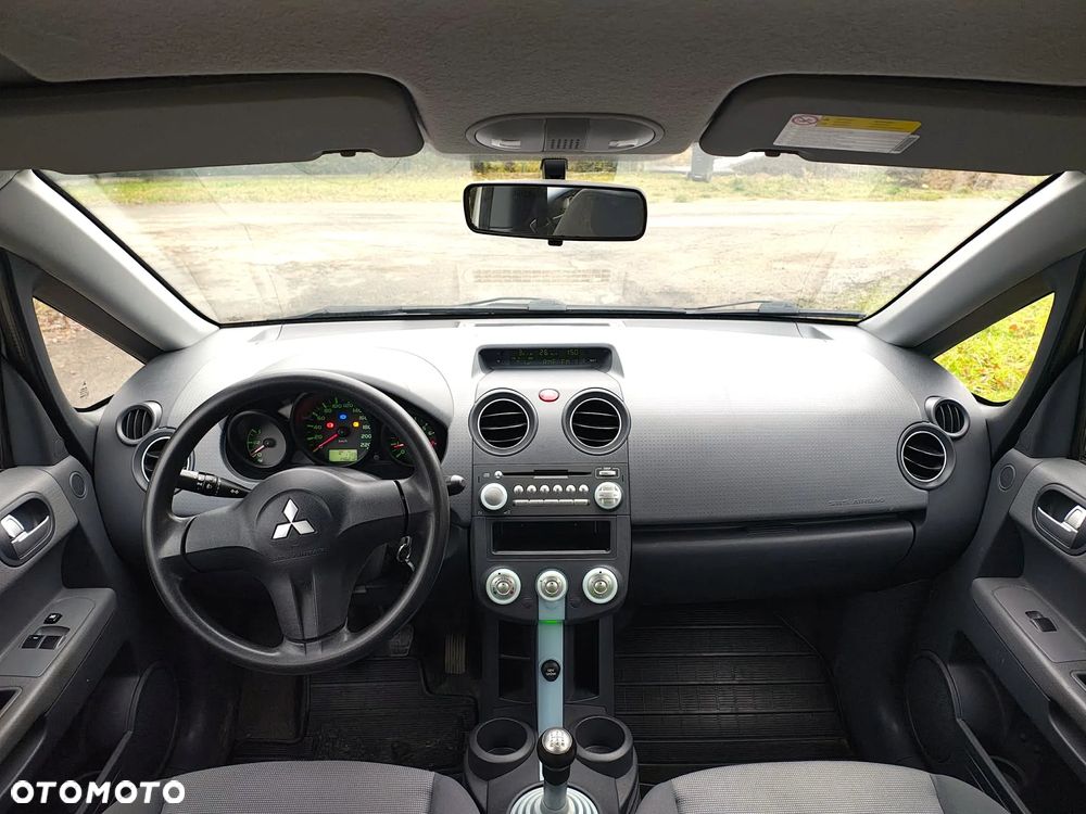 Mitsubishi Colt 1.3 Motion Plus - 27