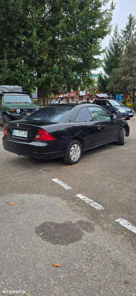 Honda Civic 1.8 LX Coupe - 3