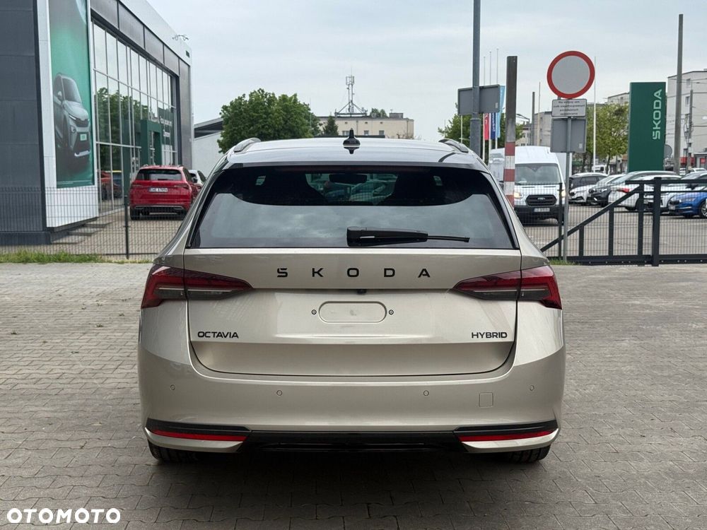 Skoda Octavia 1.5 TSI mHEV Sportline DSG - 7