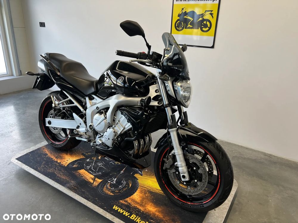 Yamaha FZ6 - 20