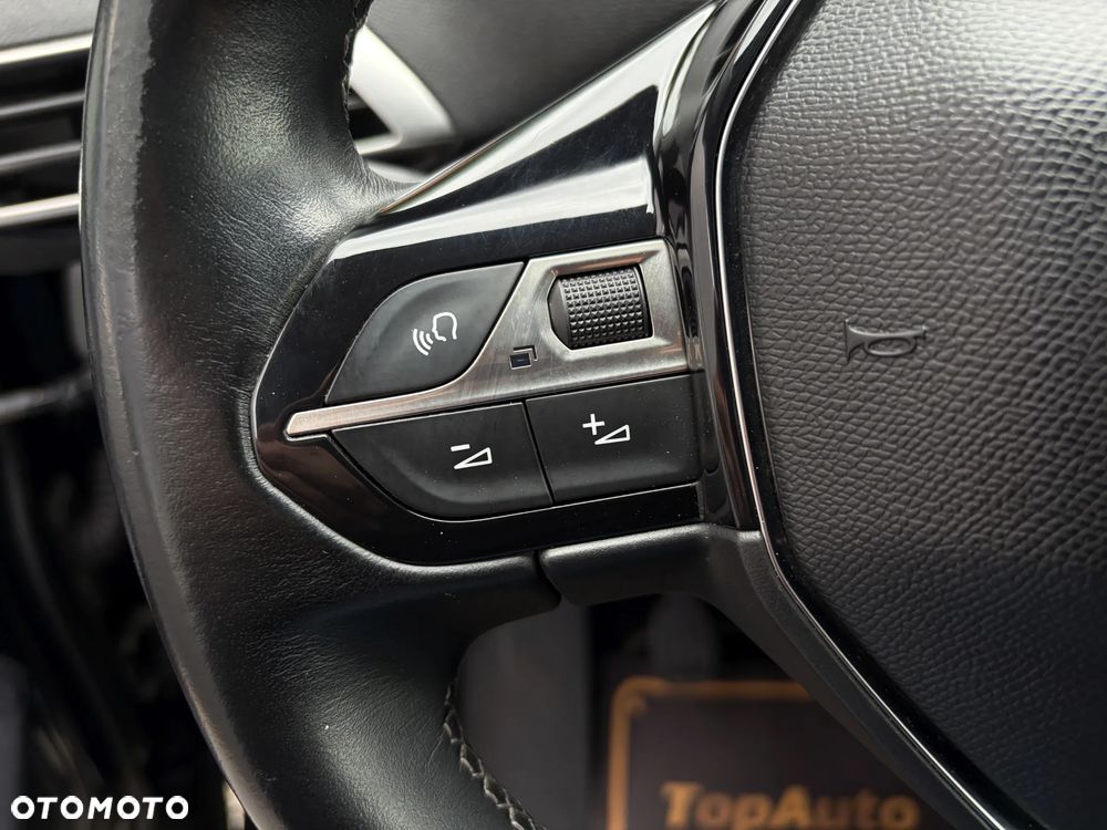 Peugeot 3008 BlueHDi 120 Stop & Start Allure - 23