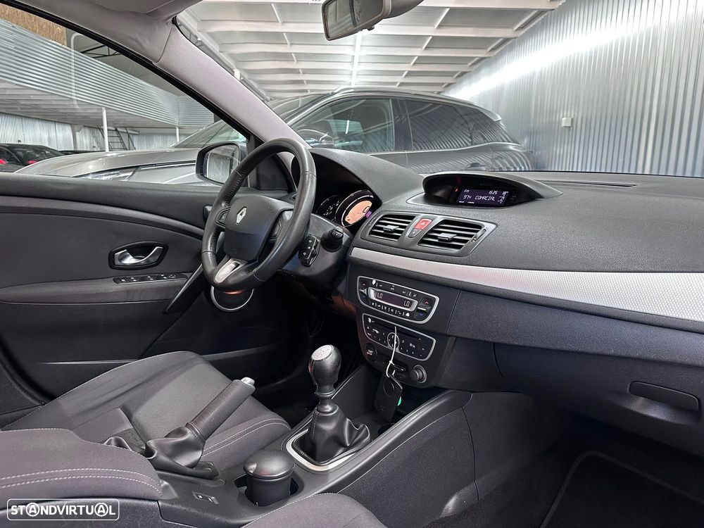 Renault Mégane Sport Tourer 1.5 dCi Dynamique S - 12