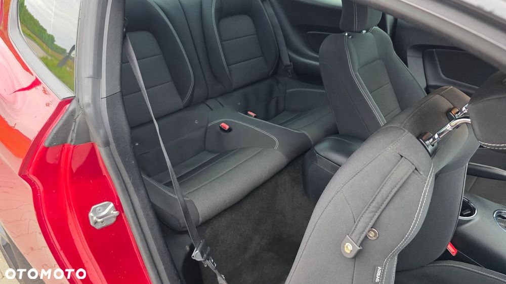 Ford Mustang 3.7 V6 Premium - 20