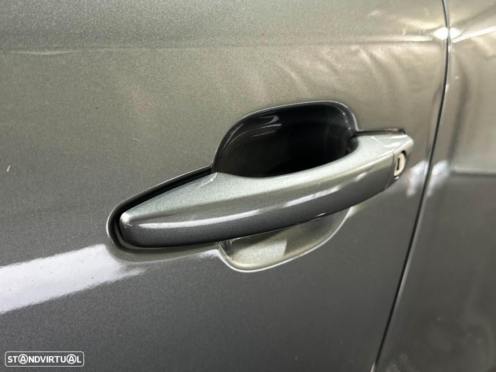 Citroën C4 PureTech 130 Stop&Start EAT8 PLUS - 17