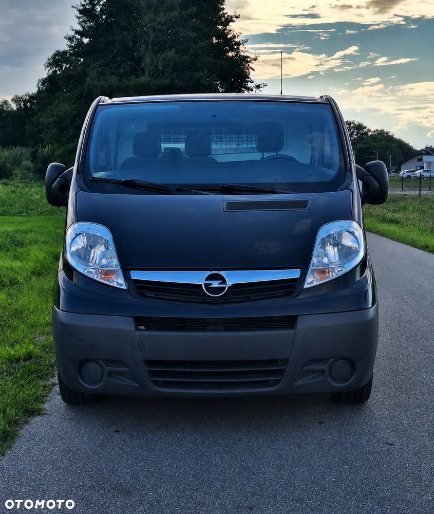 Opel Vivaro - 8