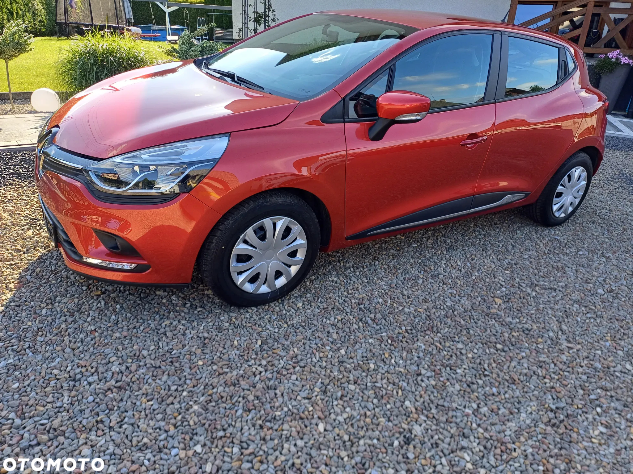 Renault Clio TCe 90 BUSINESS EDITION - 17
