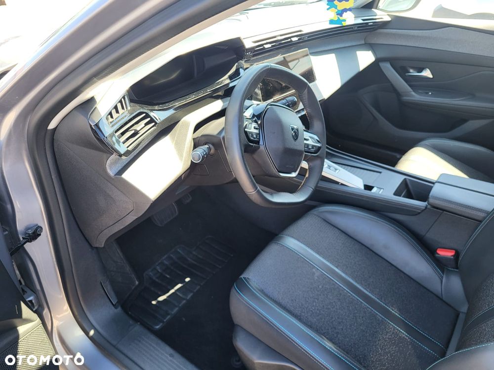 Peugeot 308 PureTech 130 GPF EAT8 Stop & Start Allure Business-Paket - 40