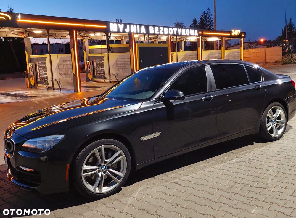 BMW Seria 7 740Li - 5