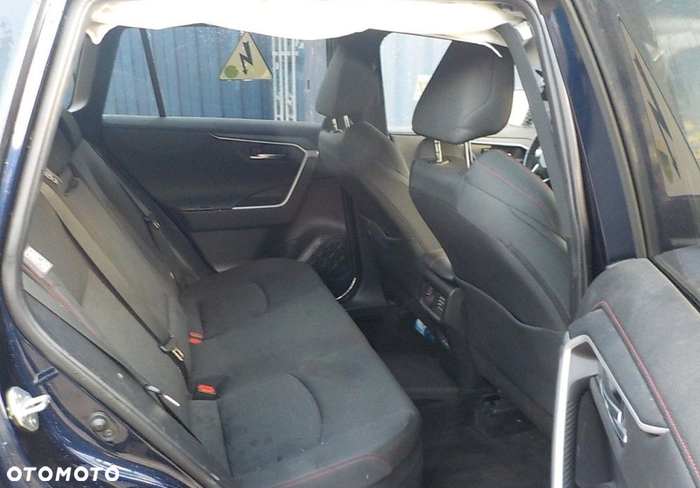 Toyota RAV4 - 21