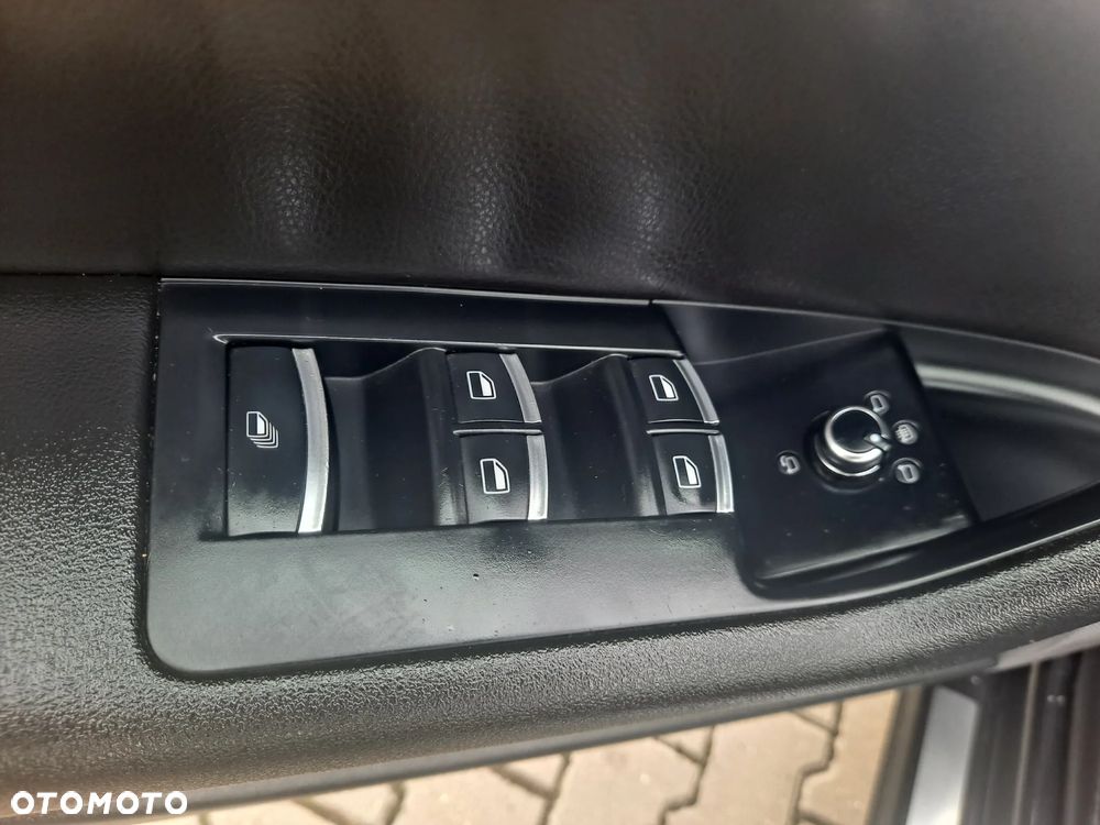 Audi A3 Cabrio 2.0 TDI DPF S tronic S Line Sportpaket - 21
