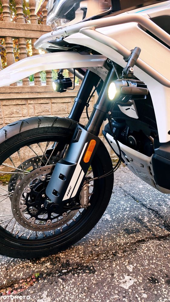 CFMoto 1000 MT-X - 11