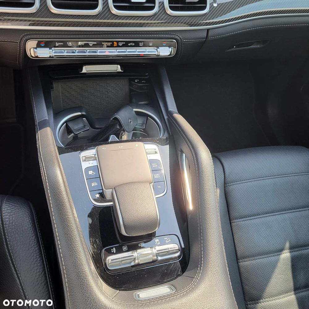 Mercedes-Benz GLE - 12