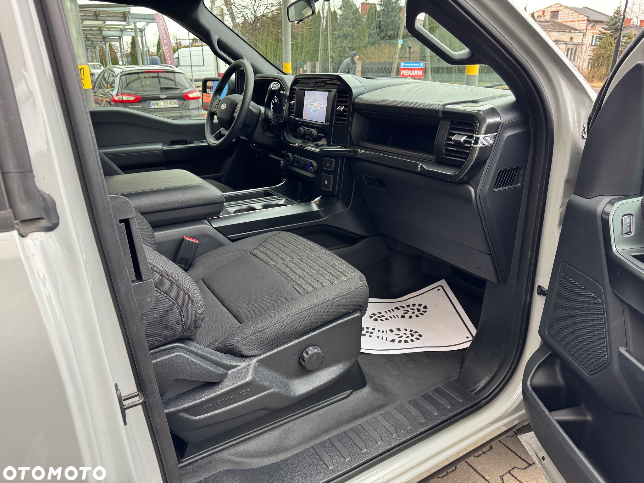 Ford F150 - 18
