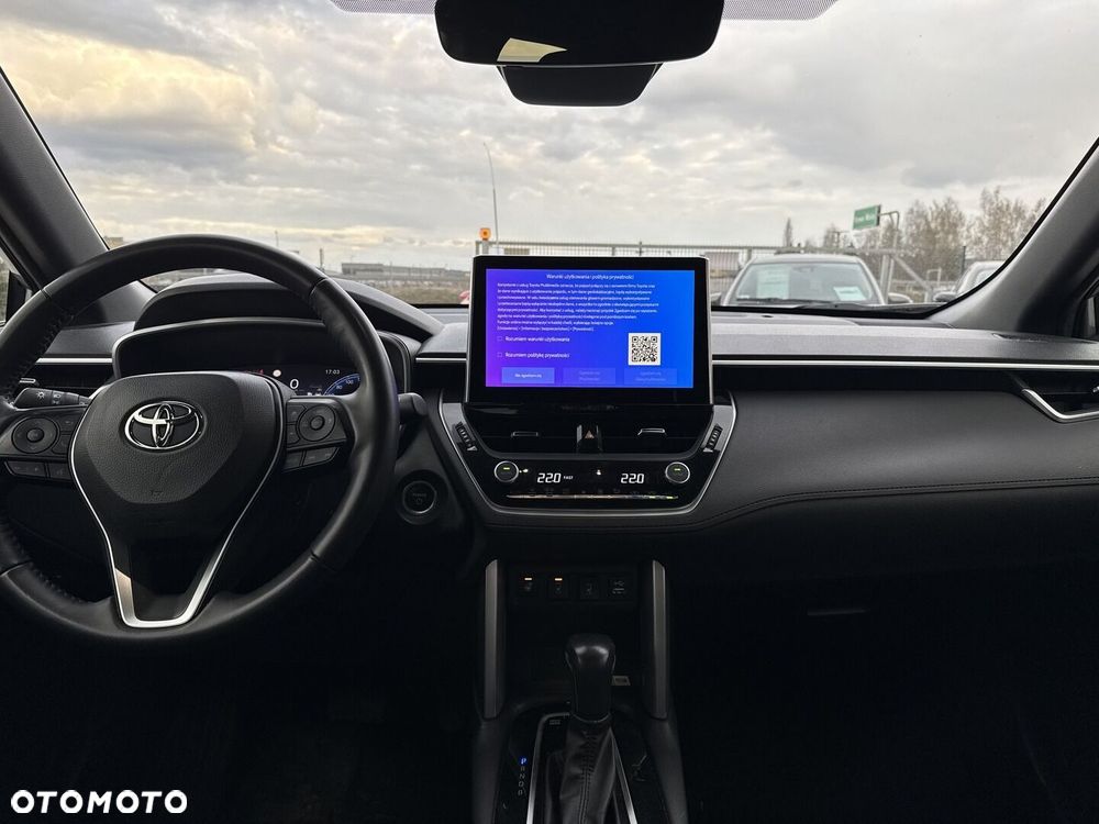 Toyota Corolla Cross - 12
