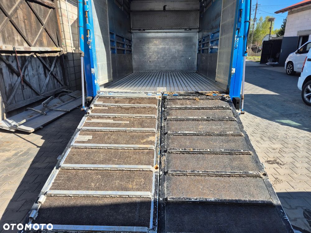 Iveco DAILY 40C18 180KM DO PRZEWOZU ZWIERZAT BYDŁA KONIOWÓZ - 12