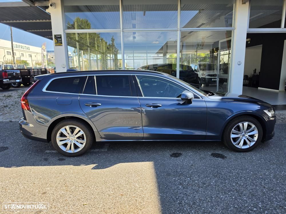 Volvo V60 2021 photo 5