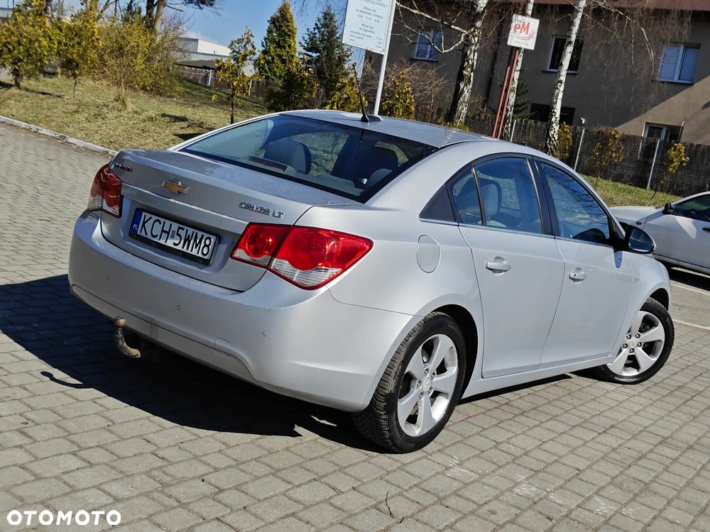 Chevrolet Cruze - 5