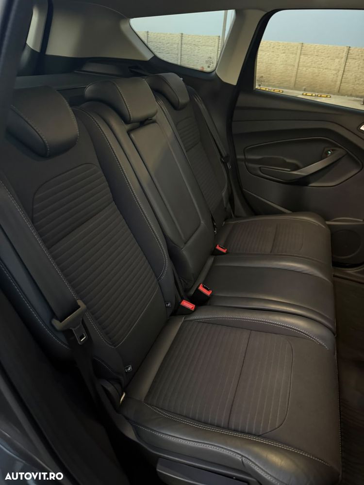 Ford Kuga 2.0 TDCi 4WD Titanium - 14