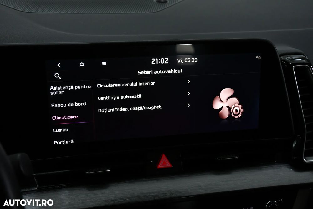 Kia Sportage 1.6 DSL MHEV 7DCT HP 4x2 Plus - 40