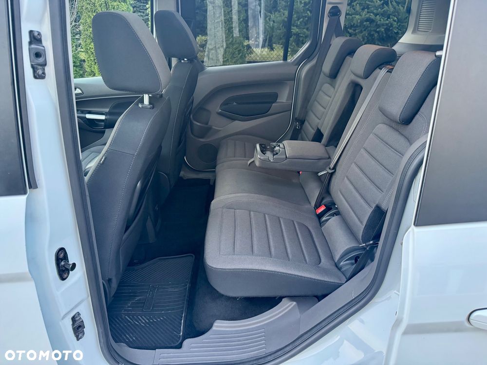 Ford Tourneo Connect 1.5 EcoBlue Titanium - 24