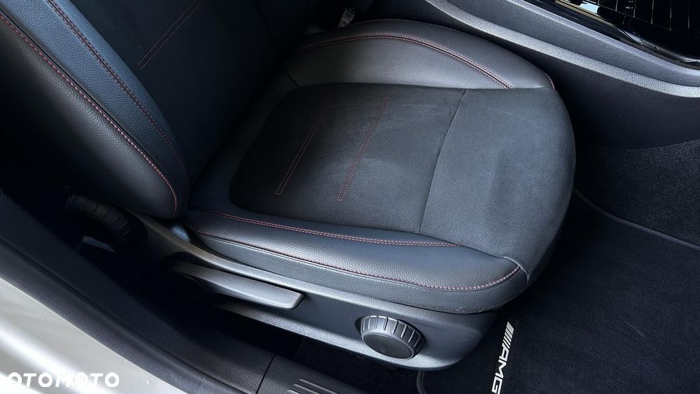 Mercedes-Benz CLA 180 AMG Line 7G-DCT - 28