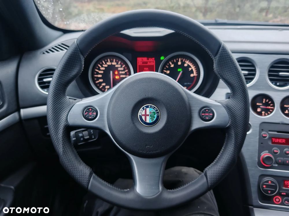 Alfa Romeo 159 1750TBi Sport - 10