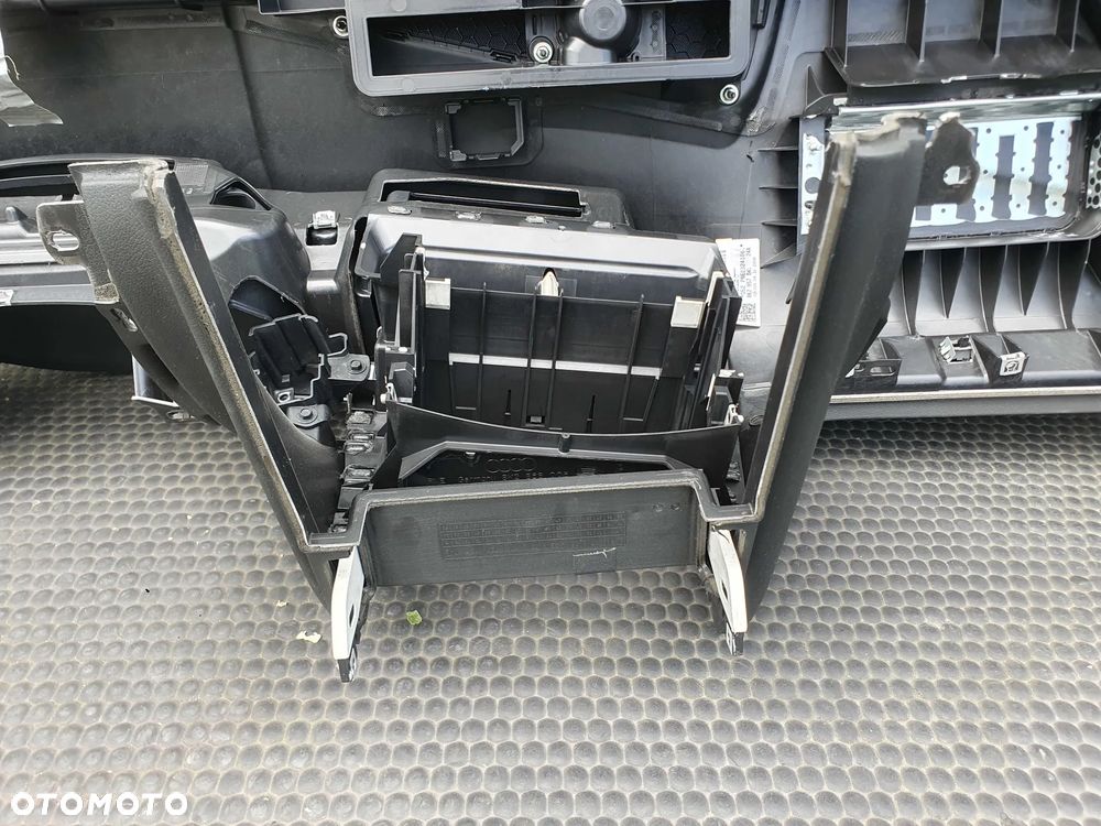 Konsola Deska rozdzielcza Kokpit AUDI A4 B8 UK Angielska - 36