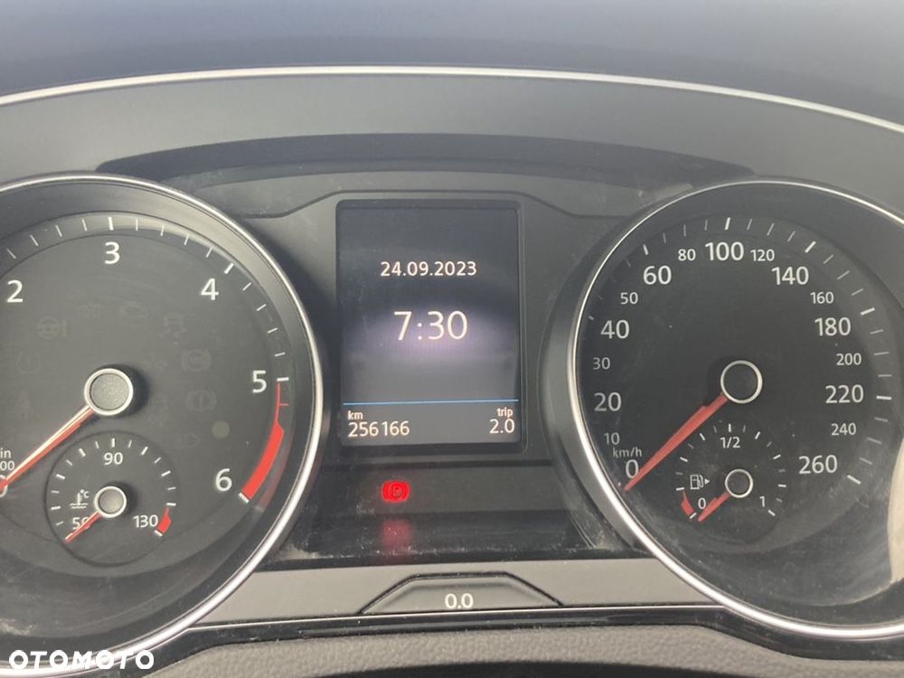 Volkswagen Passat Variant 2.0 TDI BMT Comfortline DSG7 - 10