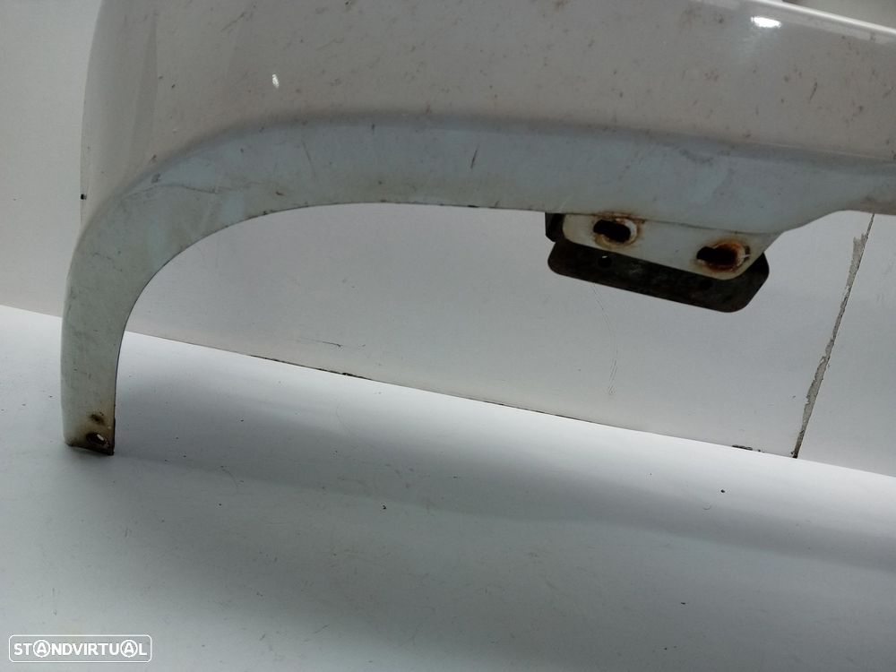 Pára-choques frente HYUNDAI H100 - 5