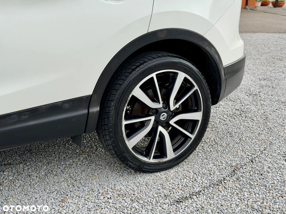 Nissan Qashqai 1.2 DIG-T Tekna Xtronic - 24