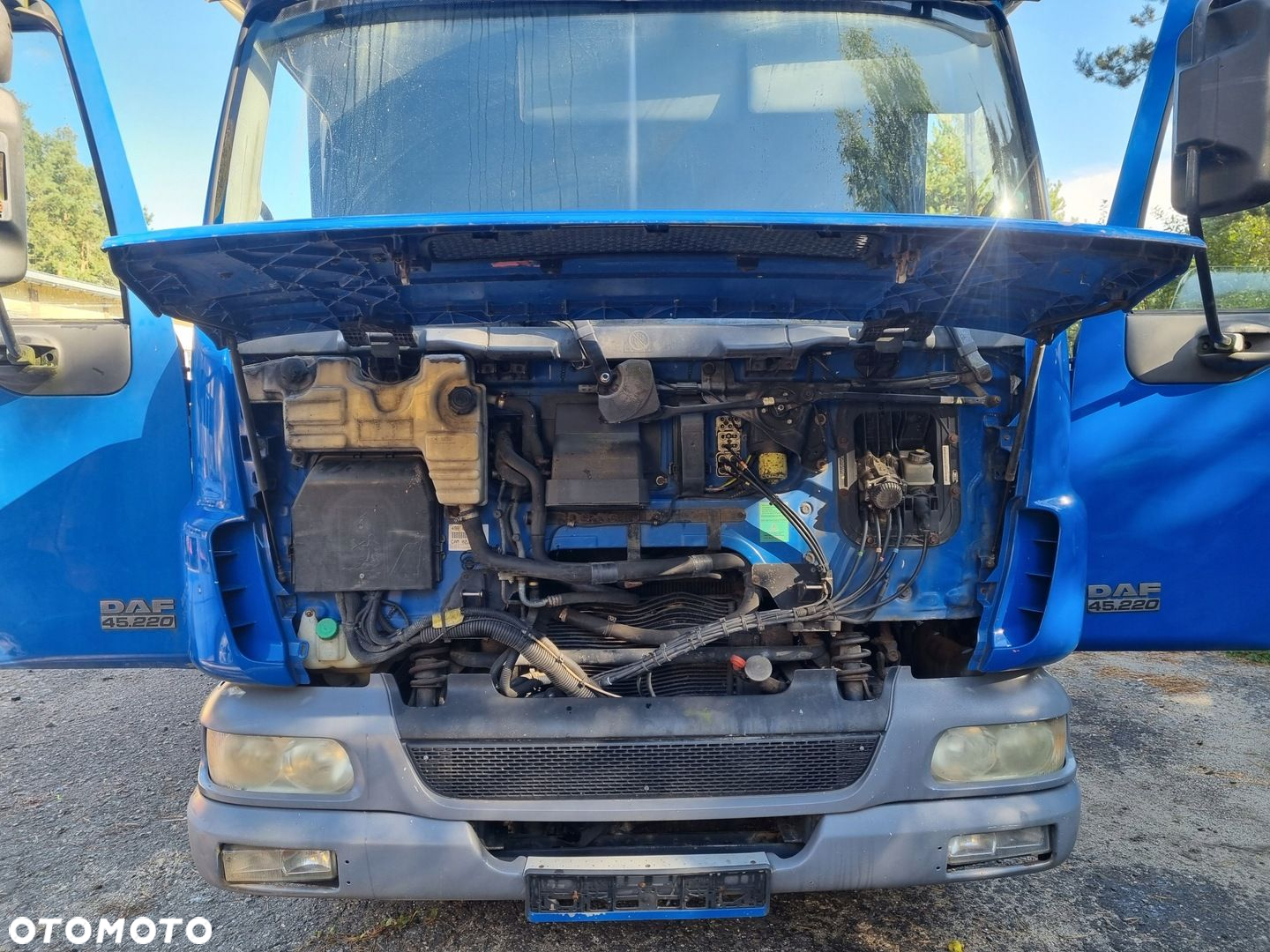 DAF LF 45 2004 r. MASKA  GRILL + - 2