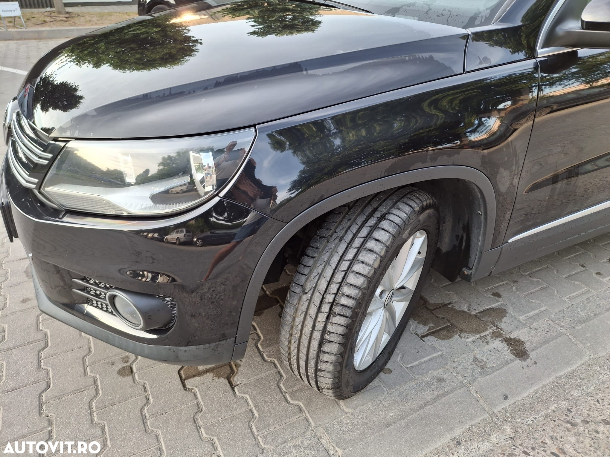Volkswagen Tiguan 2.0 TDI 4Motion DSG BMT Track & Style - 5