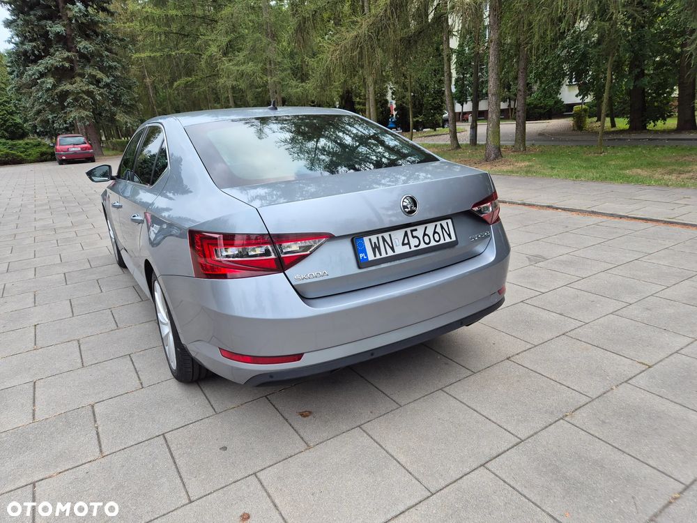 Skoda Superb 1.8 TSI Style DSG - 6