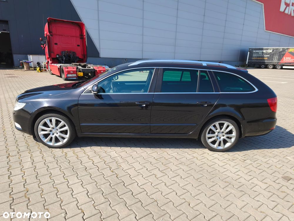 Skoda Superb 2.0 TDI Ambition DSG - 5