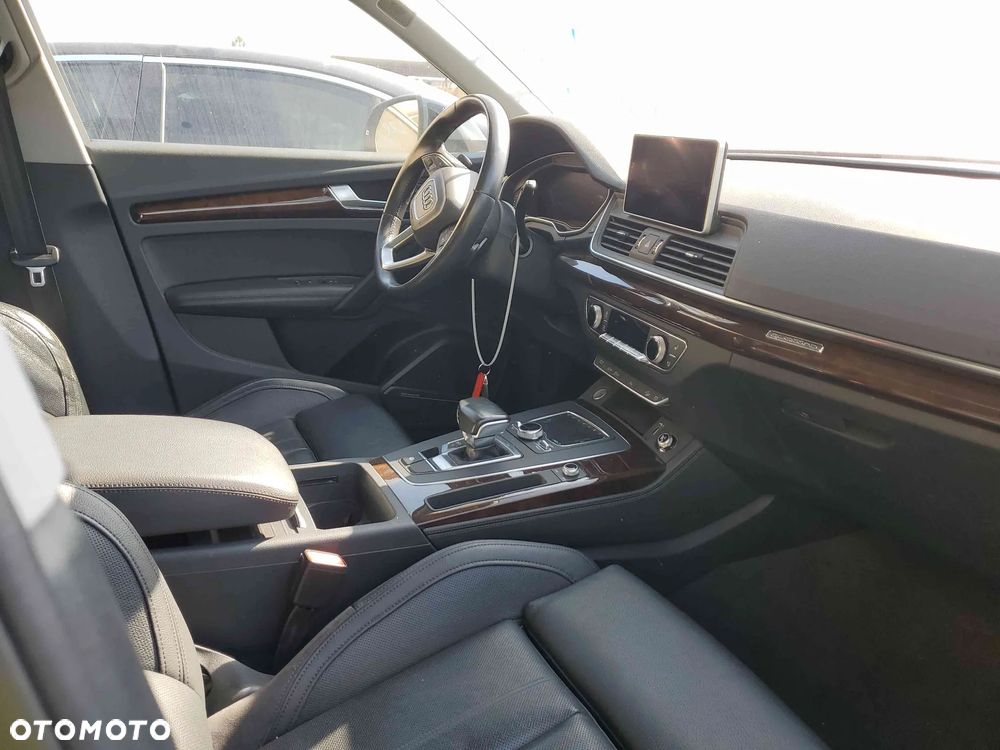Audi Q5 2.0 TFSI quattro S tronic design - 19